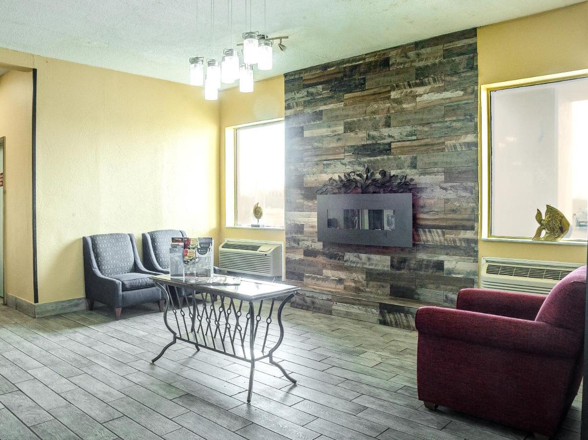 Super 8 By Wyndham Indianapolis South Motel Eksteriør bilde